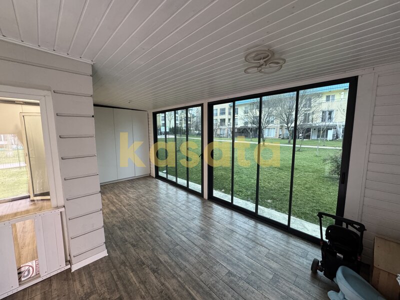 Pipera 3 camere de vanzare  Cosmopolis Faza 1  curte proprie terasa