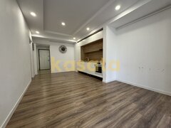 Pipera 3 camere de vanzare  Cosmopolis Faza 1  curte proprie terasa